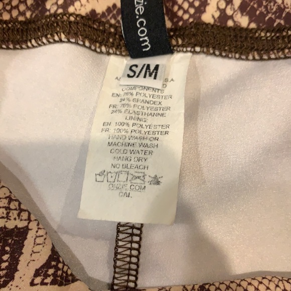 New ONZIE python print leggings small medium - Picture 5 of 5